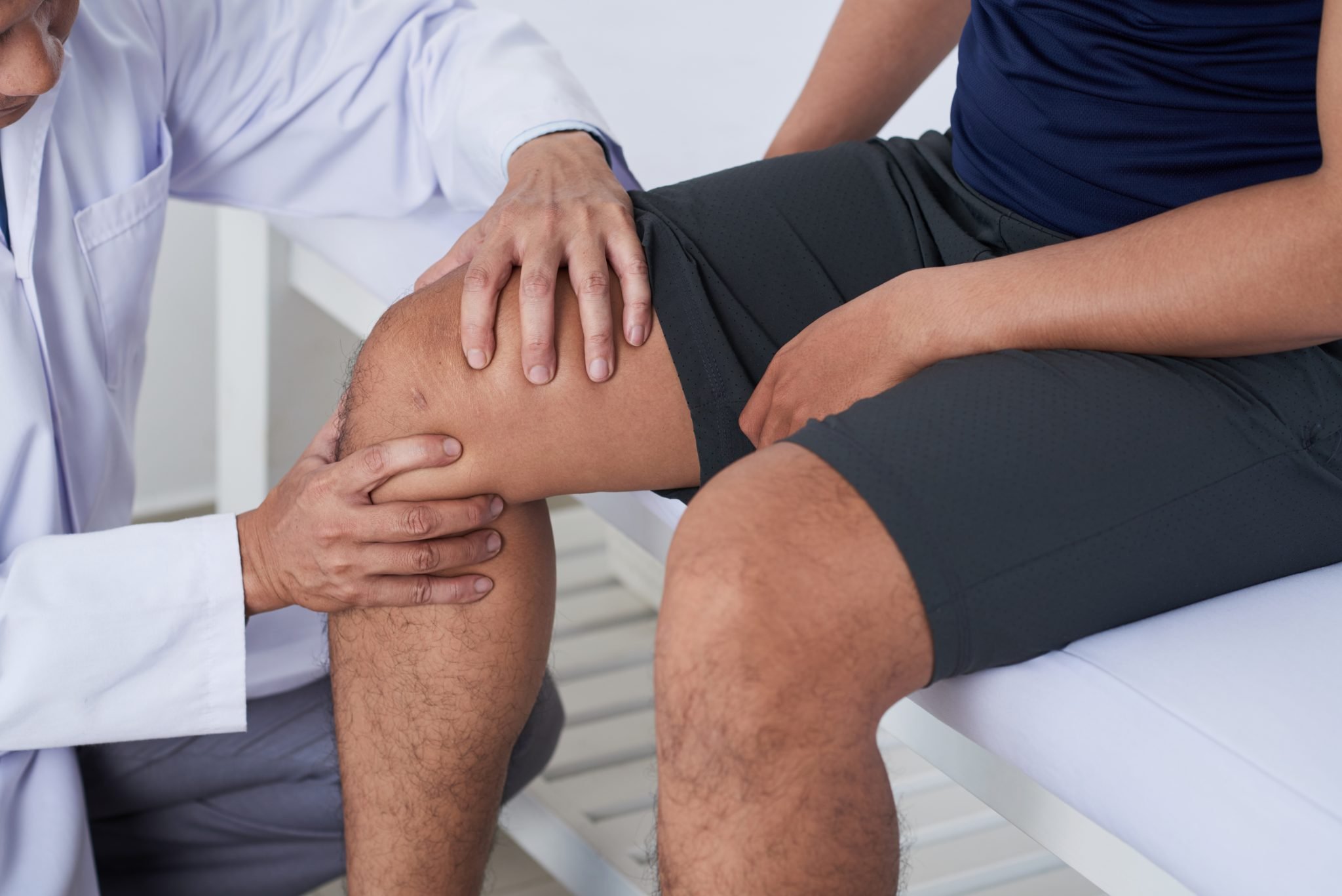 A Guide to Physiotherapy for Knee Pain: Understanding Treatment and Benefits